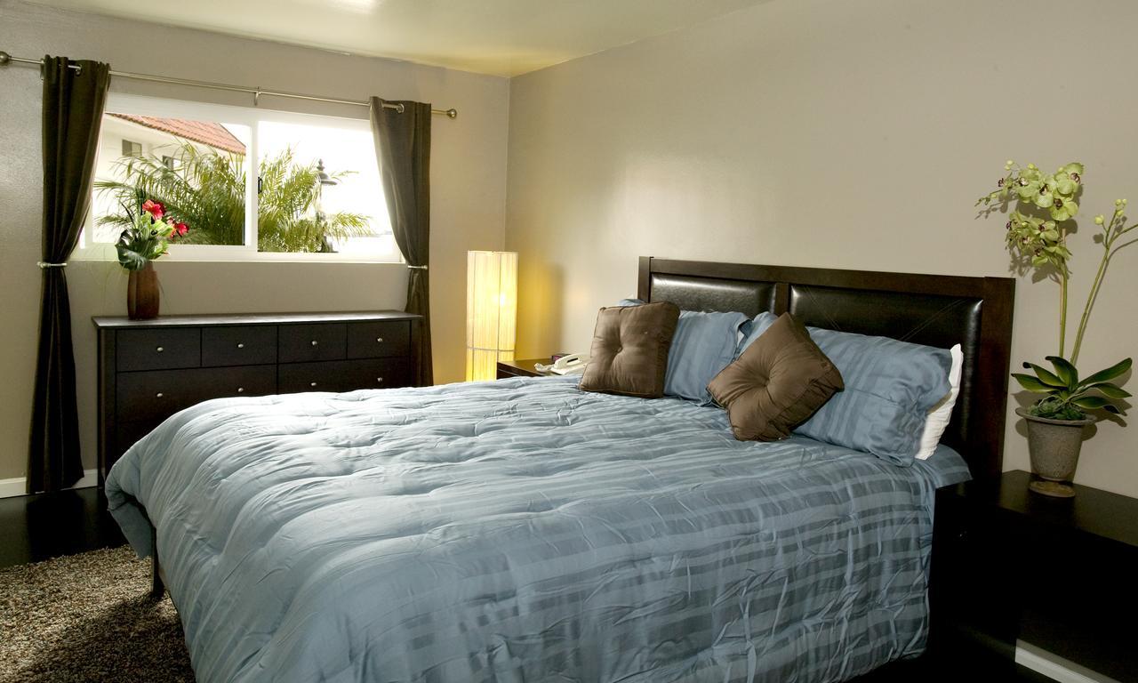 Oceanside Marina Suites - A Waterfront Hotel Εξωτερικό φωτογραφία