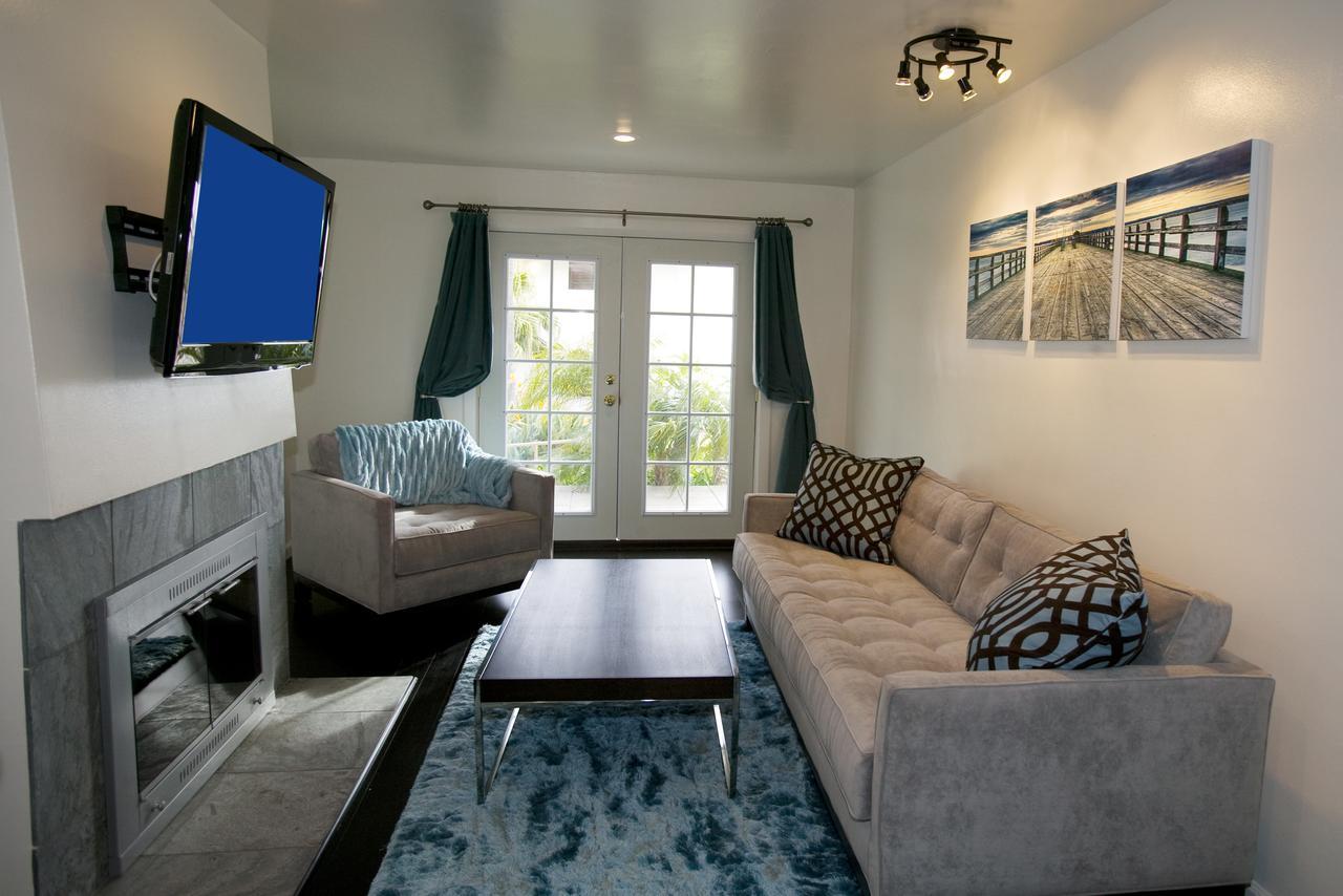 Oceanside Marina Suites - A Waterfront Hotel Εξωτερικό φωτογραφία